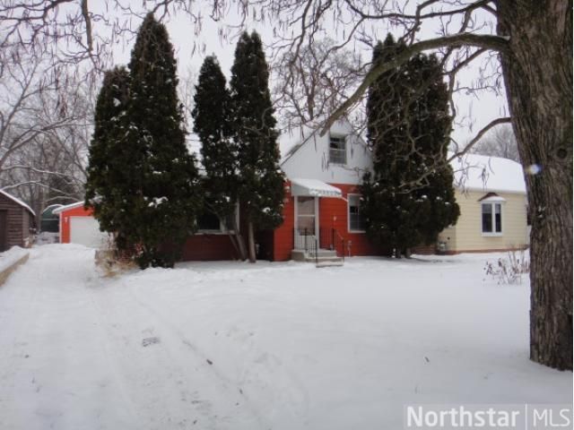 1895 White Bear Ave N, Maplewood, MN 55109