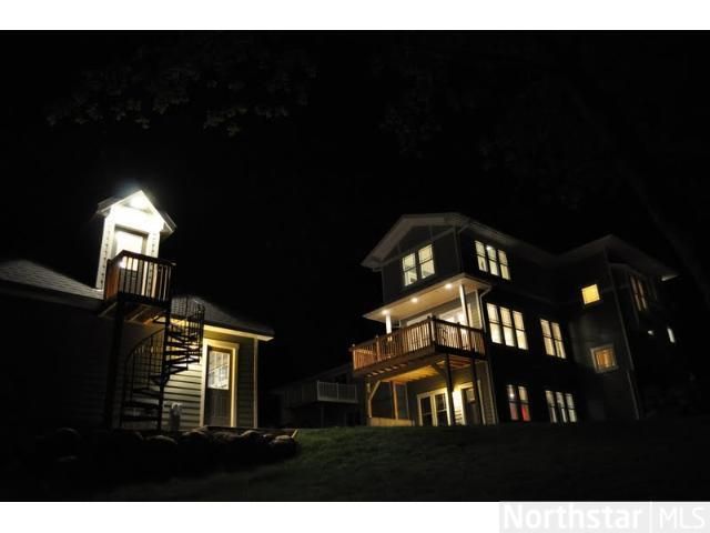 328 Broadway Ave N, Wayzata, MN 55391