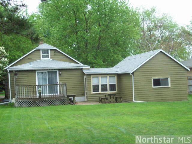 617 1st Ave NE, Osseo, MN 55369
