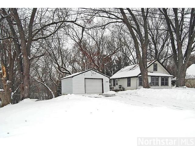 1641 Demont Ave E, Maplewood, MN 55109