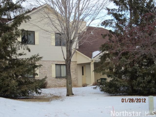 4374 Buckingham Ct, Vadnais Heights, MN 55127