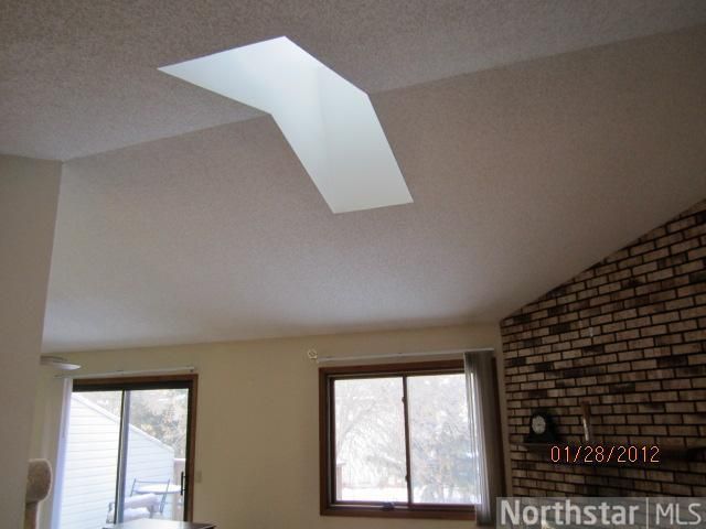 4374 Buckingham Ct, Vadnais Heights, MN 55127