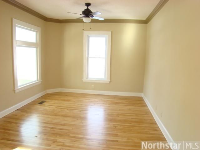 3301 17th Ave S, Minneapolis, MN 55407