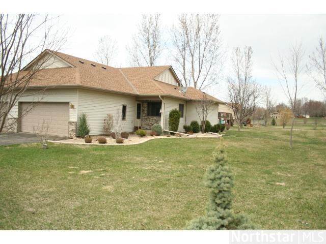 604 Aragon Dr, Watertown, MN 55388