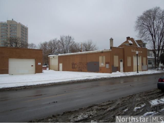 2214 Bloomington Ave S, Minneapolis, MN 55404