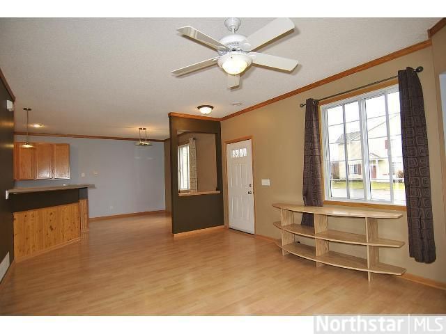 374 Tamarack Trl, Farmington, MN 55024