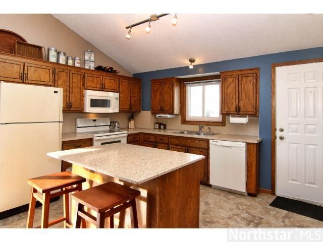 13767 Zarthan Ave S, Savage, MN 55378