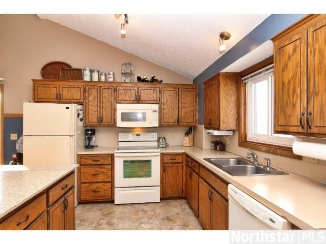 13767 Zarthan Ave S, Savage, MN 55378