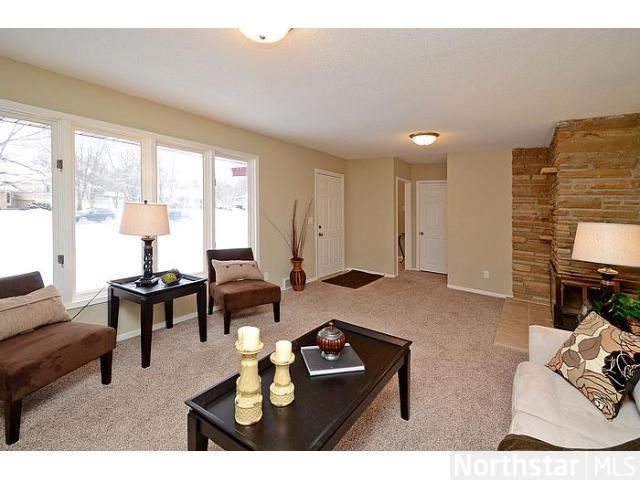 6209 112th Ave N, Champlin, MN 55316