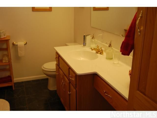 1005 N 13th St, Sauk Rapids, MN 56379