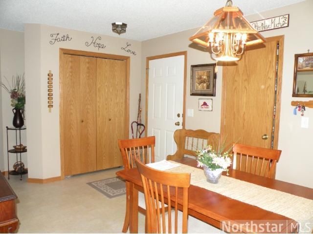 1010 N 2nd St, Princeton, MN 55371