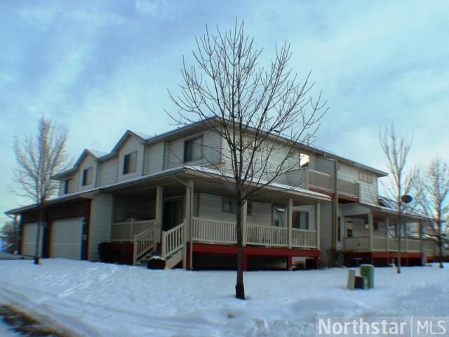 8656 Tessman Cir N, Minneapolis, MN 55445