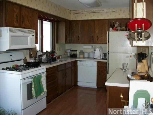 3553 Auger Ave, White Bear Lake, MN 55110