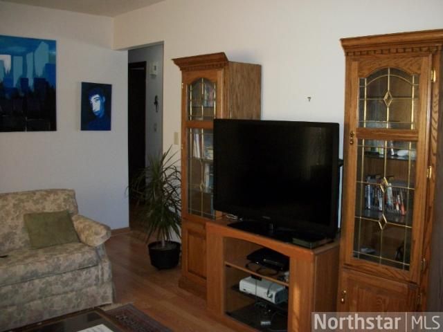 3553 Auger Ave, White Bear Lake, MN 55110
