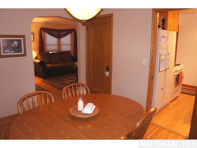 118 5th Ave N, Hopkins, MN 55343