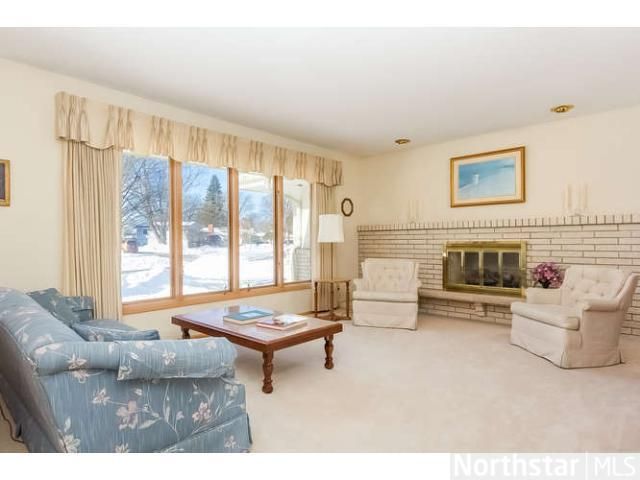 1230 Unity Ave N, Minneapolis, MN 55422