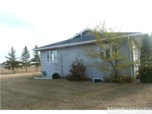 817 6th Ave NE, Perham, MN 56573