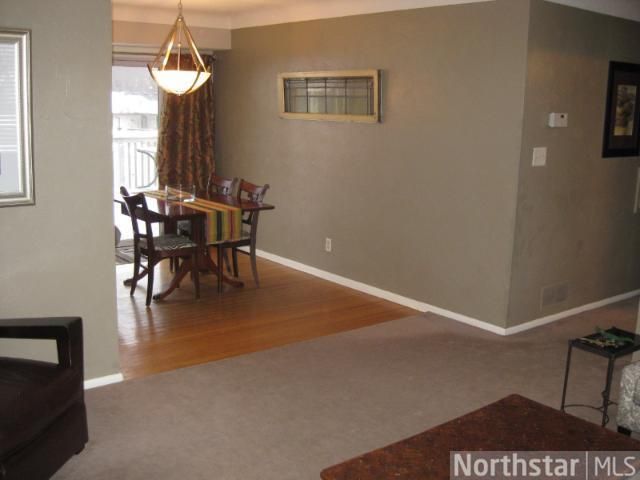 4210 Mcmenemy St, Vadnais Heights, MN 55127