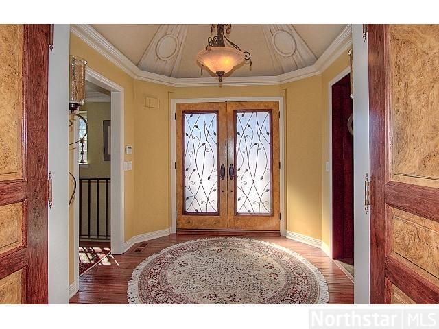 6416 Stauder Cir, Minneapolis, MN 55436
