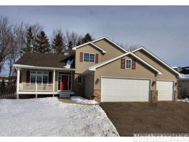 1922 Fischer Dr, Waconia, MN 55387