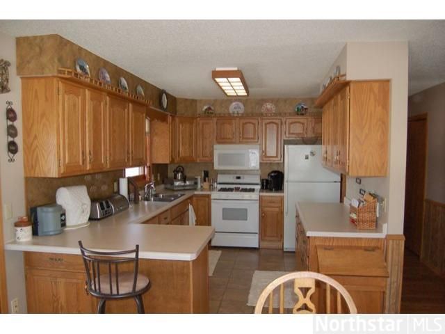 13285 299th St, Lindstrom, MN 55045