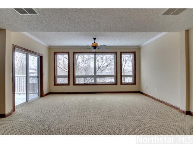 2670 Kelley Pw #102, Long Lake, MN 55356
