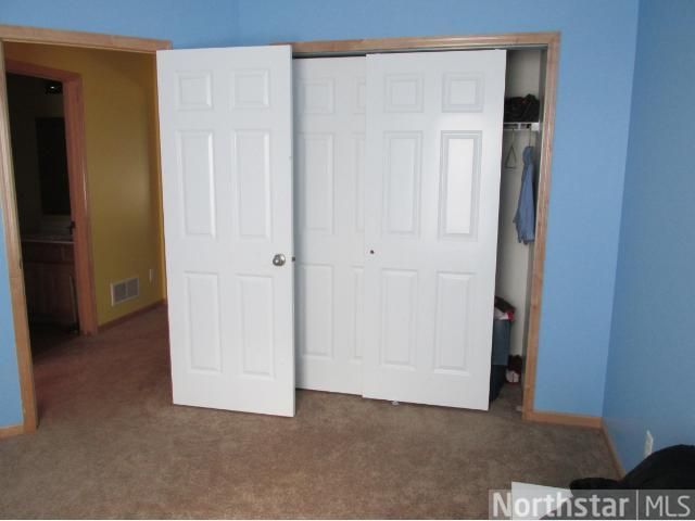 5124 Scott Pa, Robbinsdale, MN 55422