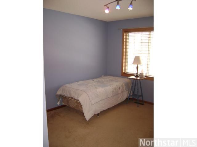 379 Arrowhead Dr, Lino Lakes, MN 55014