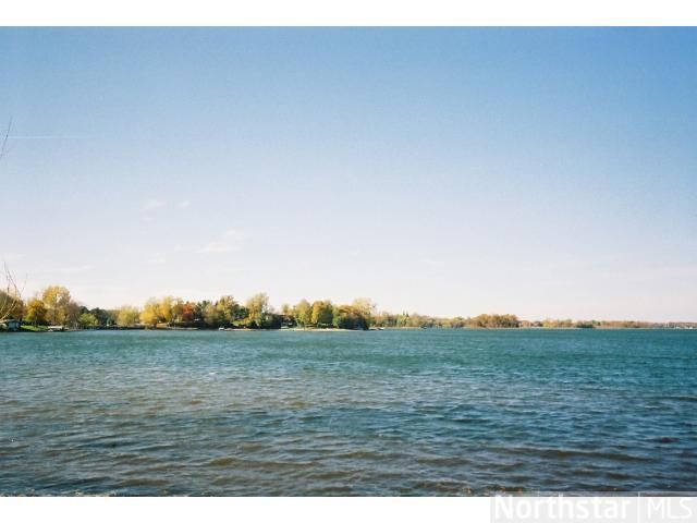 31641 Olinda Trl, Lindstrom, MN 55045