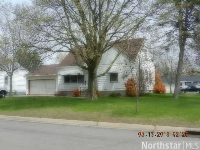 702 29th Ave N, Saint Cloud, MN 56303