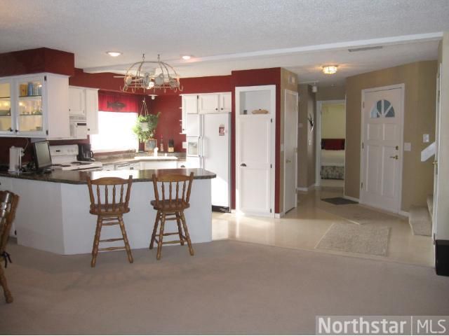473 Mariner Dr, Bayport, MN 55003