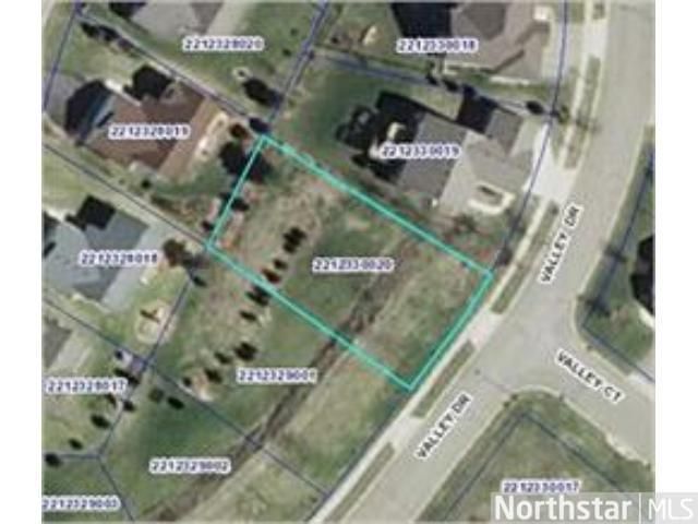 2318 Valley Dr, Northfield, MN 55057