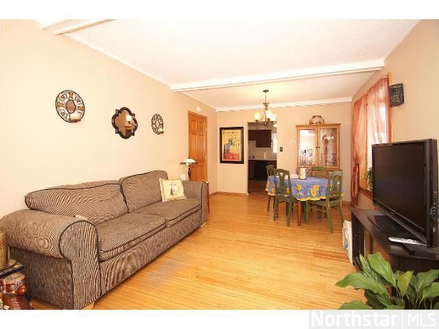4015 40th Ave S, Minneapolis, MN 55406