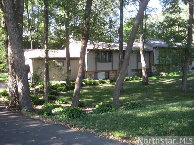 15523 Highwood Dr, Minnetonka, MN 55345