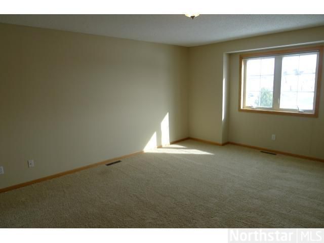 10384 49th St NE, Albertville, MN 55301