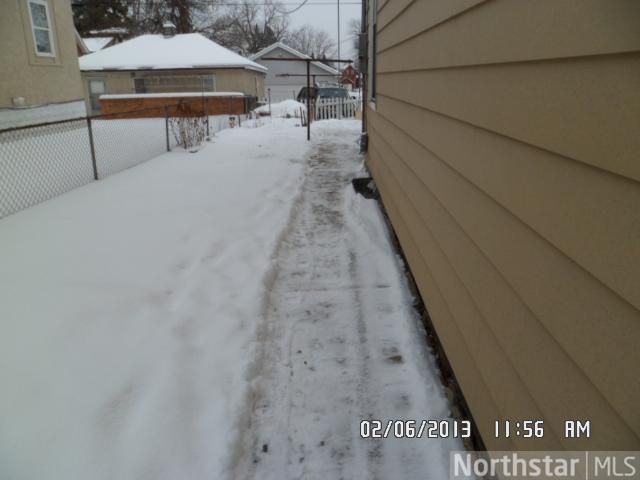 1158 Edgerton St, Saint Paul, MN 55101