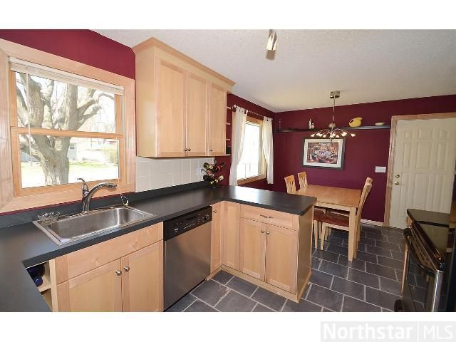 4230 Georgia Ave N, Crystal, MN 55428