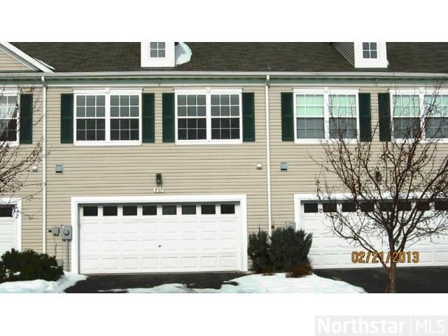 737 Cobblestone Way, Shakopee, MN 55379