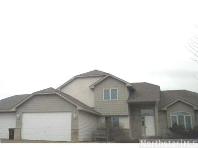 23750 Sarah Cir, Rogers, MN 55374