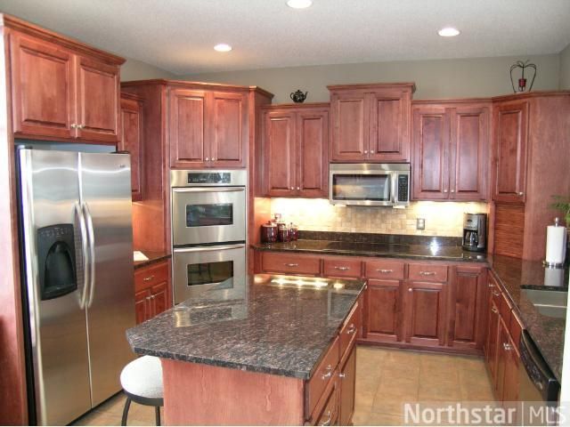 16834 49th Pl N, Minneapolis, MN 55446