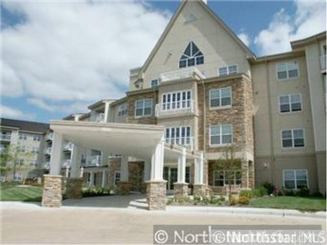 5650 Boone Ave N #421, Minneapolis, MN 55428