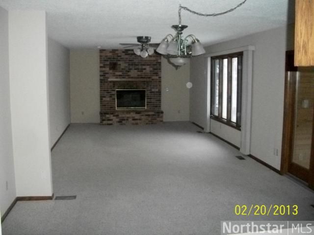 212 E Hamburg St, Litchfield, MN 55355