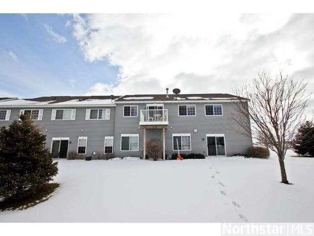 8413 Grove Cir, Shakopee, MN 55379