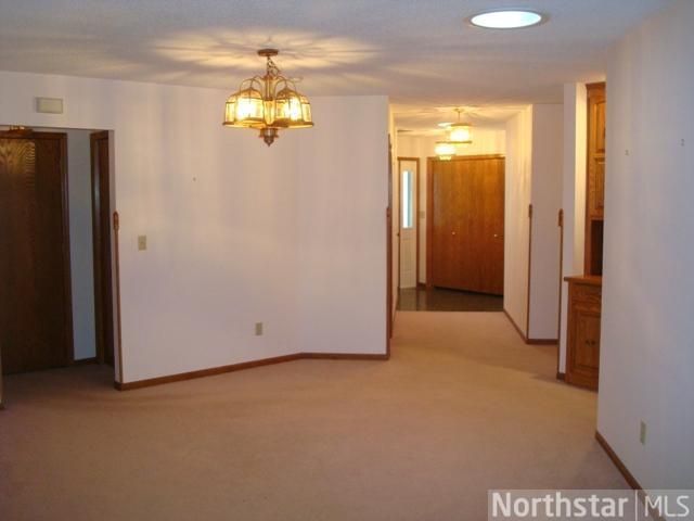 1305 Jackson Dr, Hastings, MN 55033