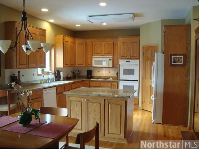 2988 92nd Ave NE, Blaine, MN 55449
