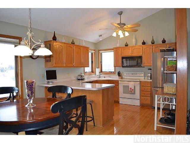 4053 Pennsylvania Ave, Eagan, MN 55123
