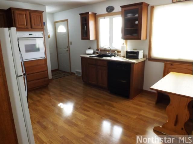 2175 Desoto St, Maplewood, MN 55117
