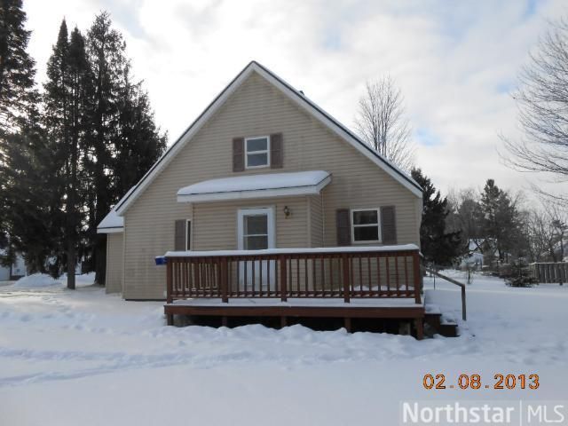 410 N 6th St, Cameron, WI 54822