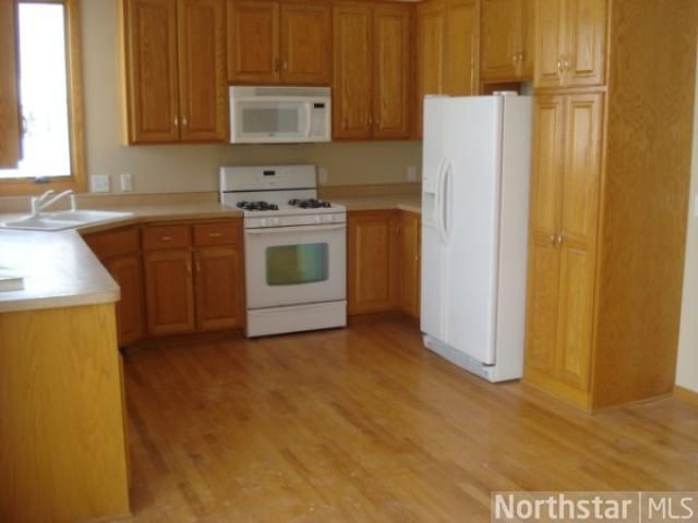 10043 Butternut Ct N, Brooklyn Park, MN 55443