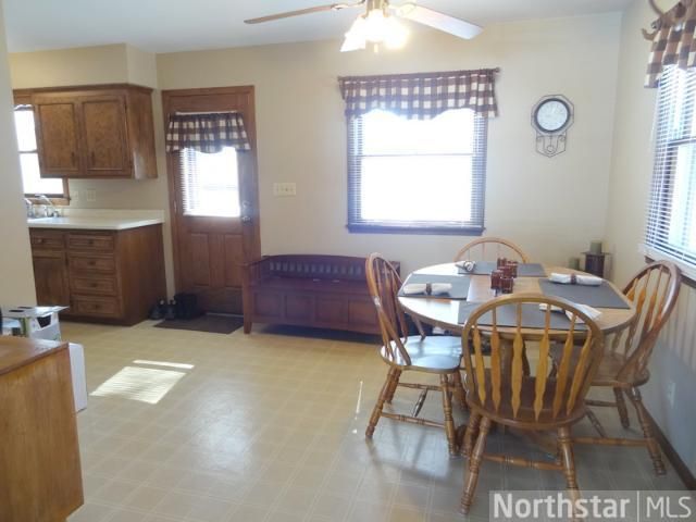 2280 16th Ave E, North Saint Paul, MN 55109